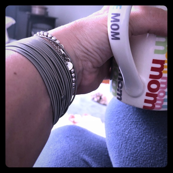 Meet your Posher, Danielle - Picture 1 of 1